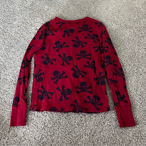🔴GAP: Boy size 10, skull theme long sleeve pajama top w/matching bottoms🔴 - Picture 5 of 11